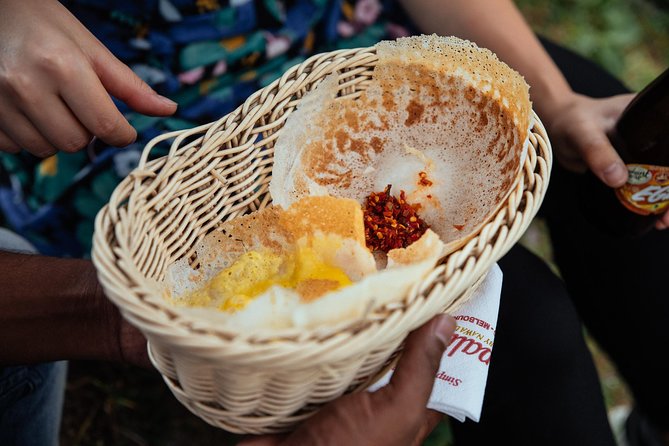 Withlocals Highlights & Hidden Gems: Best of Colombo Private Tour - Guided Experience