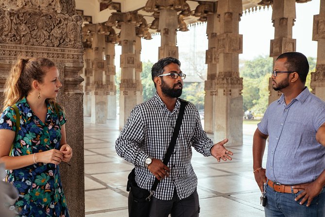 Withlocals Highlights & Hidden Gems: Best of Colombo Private Tour - Highlights of Colombo