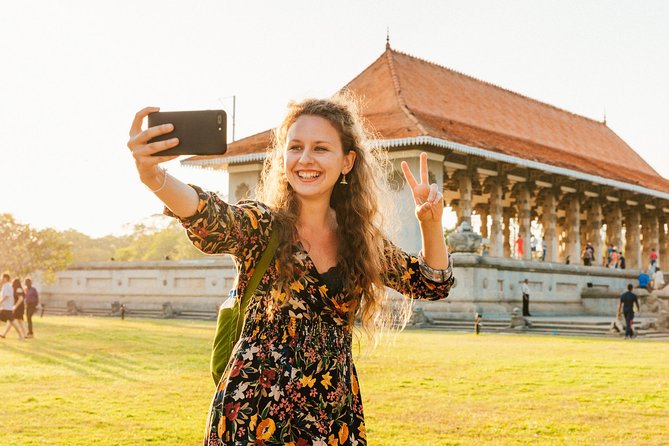 Withlocals Highlights & Hidden Gems: Best of Colombo Private Tour - Exploring Hidden Gems