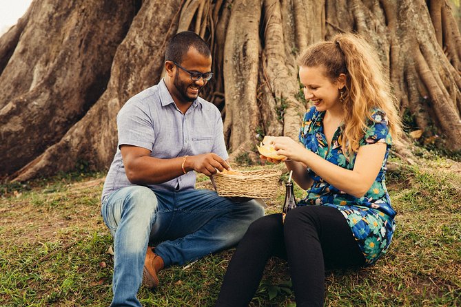 Withlocals Highlights & Hidden Gems: Best of Colombo Private Tour - Local Cuisine Tastings