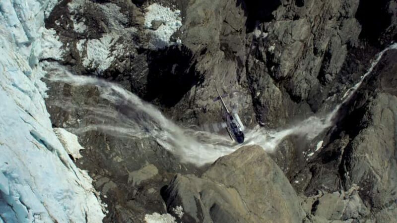 Wnaka: Heli Siberia - Helicopter Flight, Hike & Jet Boat - What to Bring & Wear