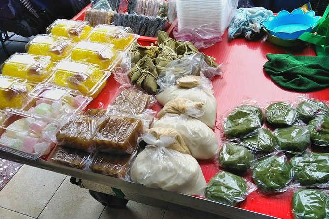 WoknRoll Taipei Walking and Historical Food Tour - Duration and Meeting Points