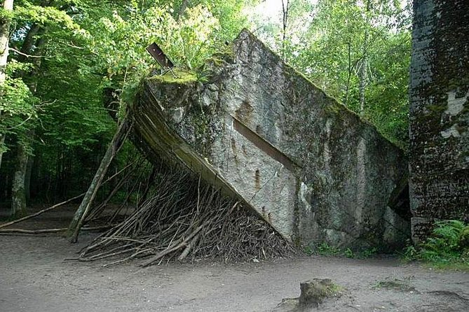 Wolfs Lair and St. Lipka Private Tour From Gdansk - Key Points