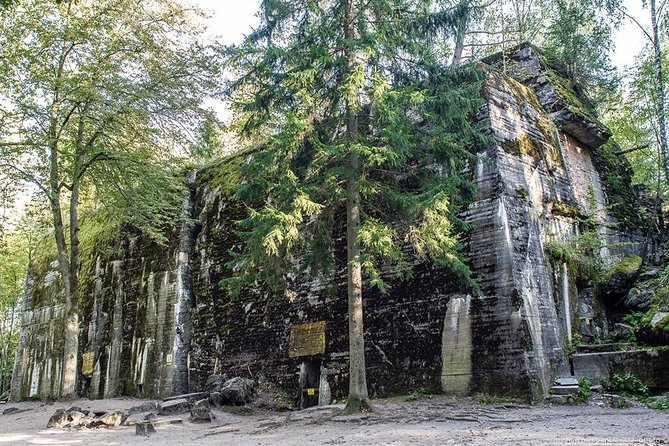 Wolfs Lair and St. Lipka Private Tour From Gdansk - Accessibility and Exclusivity