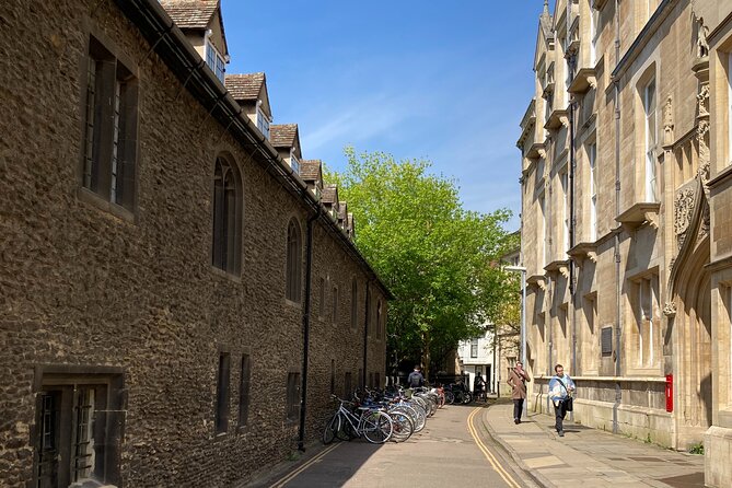 Women of Cambridge Tour - Meeting Location and Pickup
