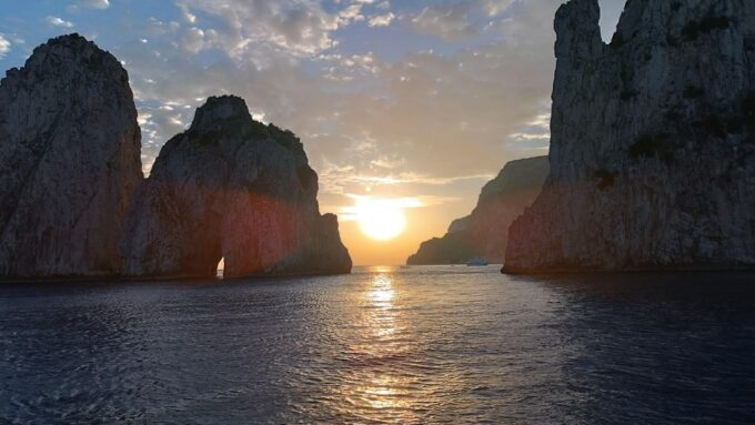 WONDERFUL SUNSET LETS TOAST IN THE WAKE OF THE SUNSET - Meeting Point and Availability