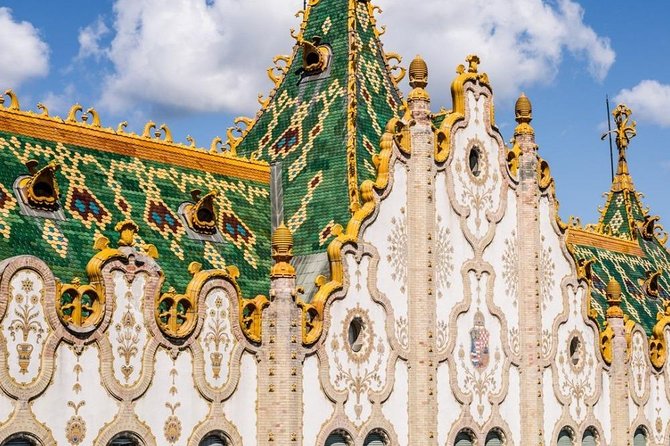 Wonders of Secession in Budapest, a Private Tour by Car and Guide - Discovering Secession Influences in the City