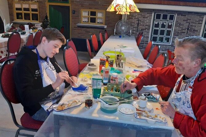 Wooden Shoes Painting Private Workshop in Simonehoeve - Artistic Wooden Shoe Creation