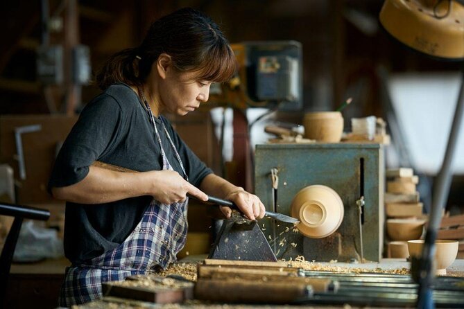 Woodworking Workshop With a Professional Artisan - Workshop Schedule and Availability