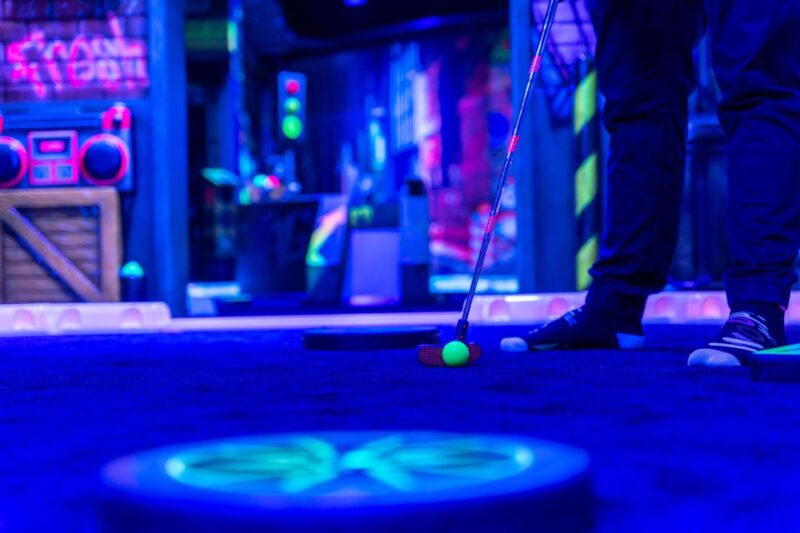 Woop! Glow Golf: Maribor - Group Requirements