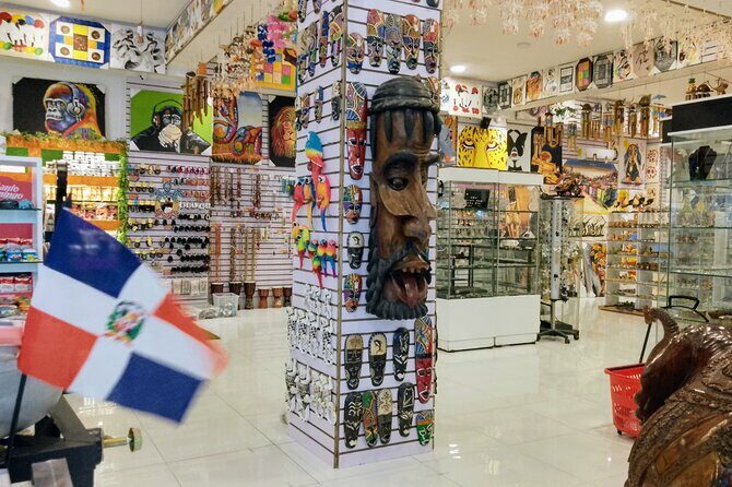 World Mart Souvenirs Store - Free Pick-up / Drop-off - Deep Dive into the Itinerary