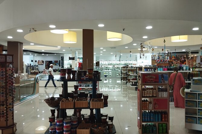 World Mart Souvenirs Store - Free Pick-up / Drop-off - Contact and Additional Information
