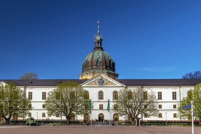 World War II Stockholm Old Town Walking Tour and Army Museum - Languages and Accessibility