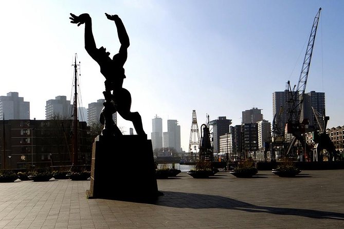 Worldwar 2 Running Tour Rotterdam - Meeting Point and Start Time