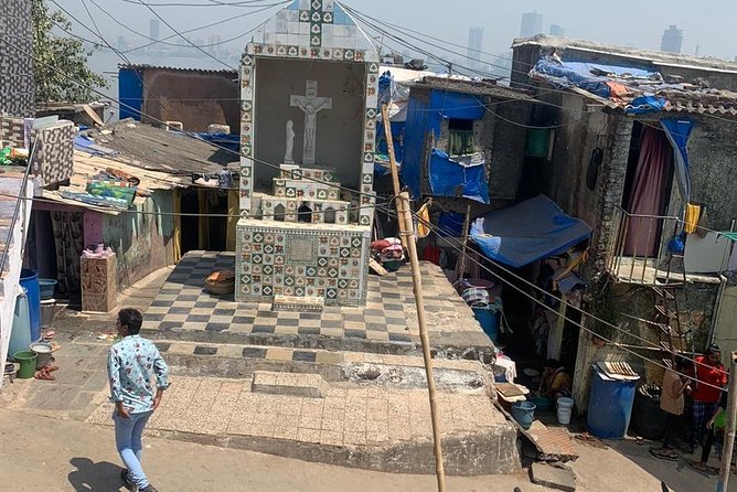 Worli Fishing Village Tour - Interacting With Locals