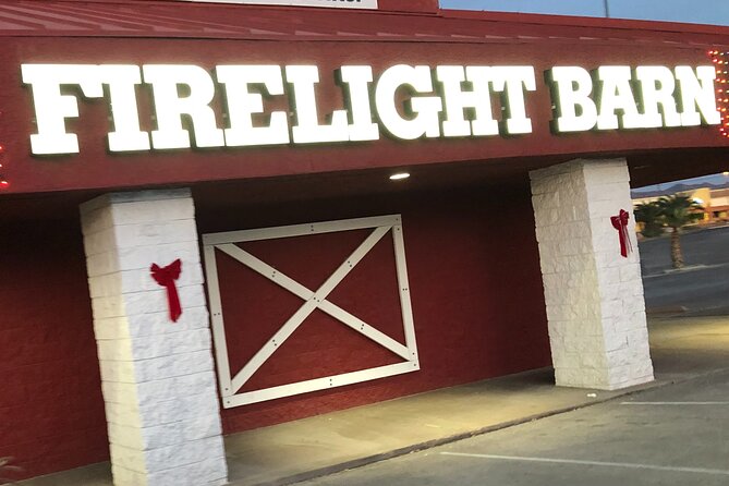 Wranglers Gone Rock Firelight Barn Dinner Theater - Dinner Experience