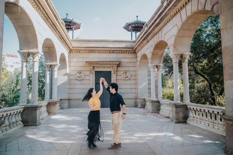 Write Your Love Story in Barcelona, Ciutadella Park Edition - Reliving Your Love in High-Resolution Photos