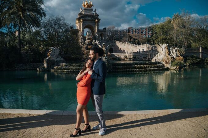 Write Your Love Story in Barcelona, Ciutadella Park Edition - Getting to the Photoshoot Location