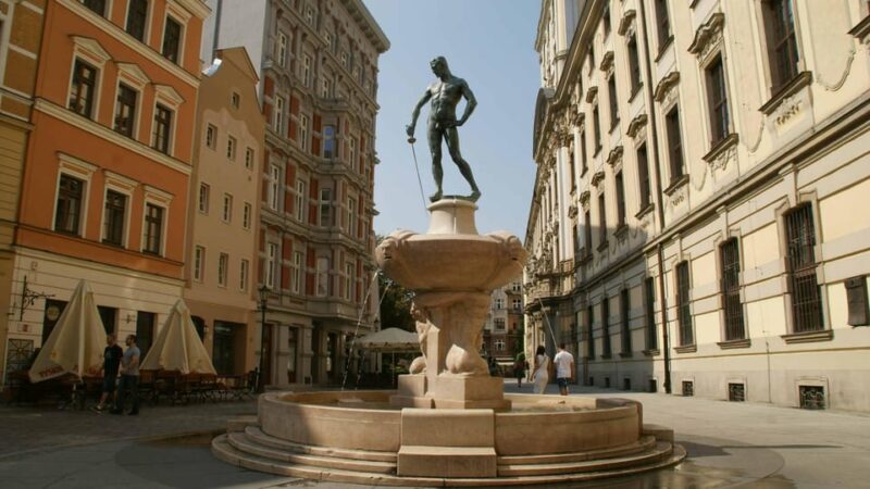 Wrocław: 2-Hour E-Bus Tour With Licensed Guide, 13-15 People - Tour Highlights