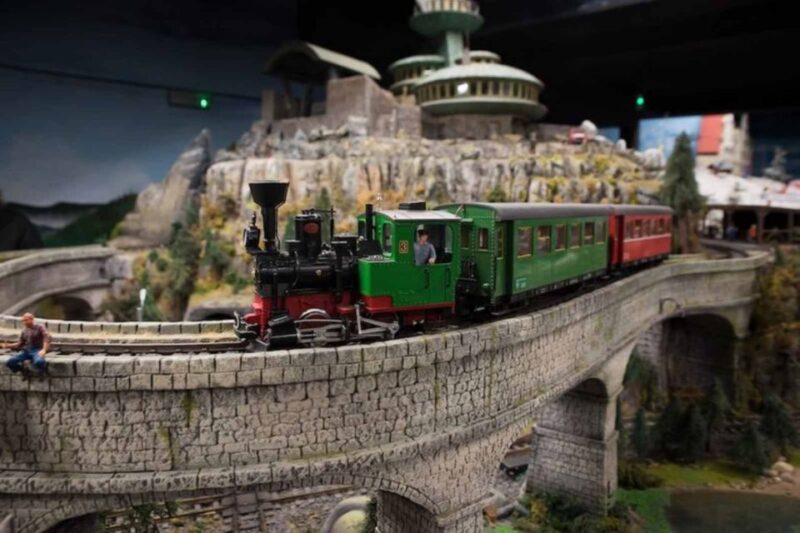 Wrocław: 2-Hour Guided Tour for Children - Booking and Cancellation