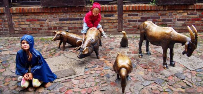 Wrocław: 2-Hour Guided Tour for Children - Frequently Asked Questions