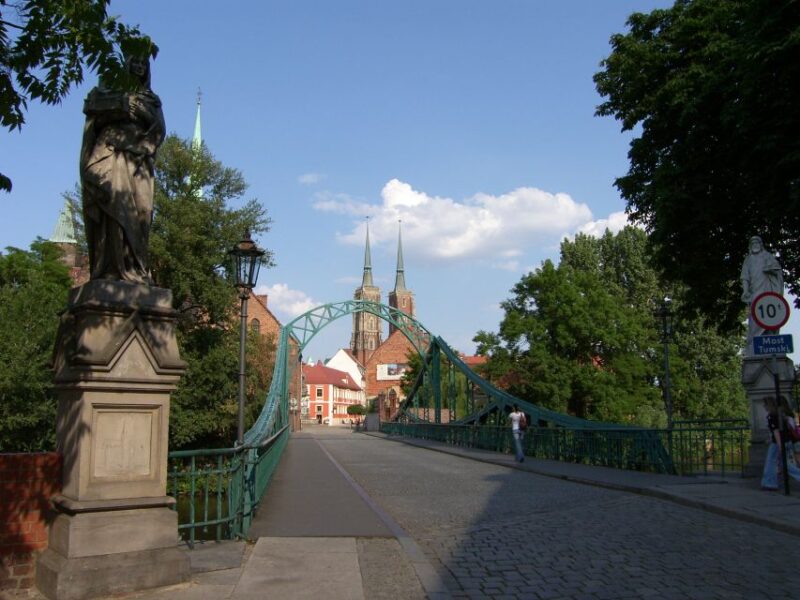 Wroclaw: 2-Hour Tour by Electric Car With a Driver-Guide - Sightseeing