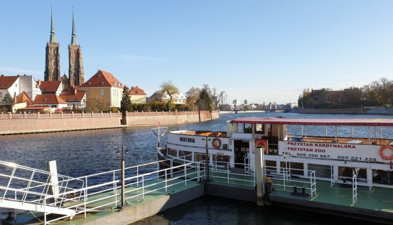 Wrocław: Boat Cruise With a Guide - Key Points
