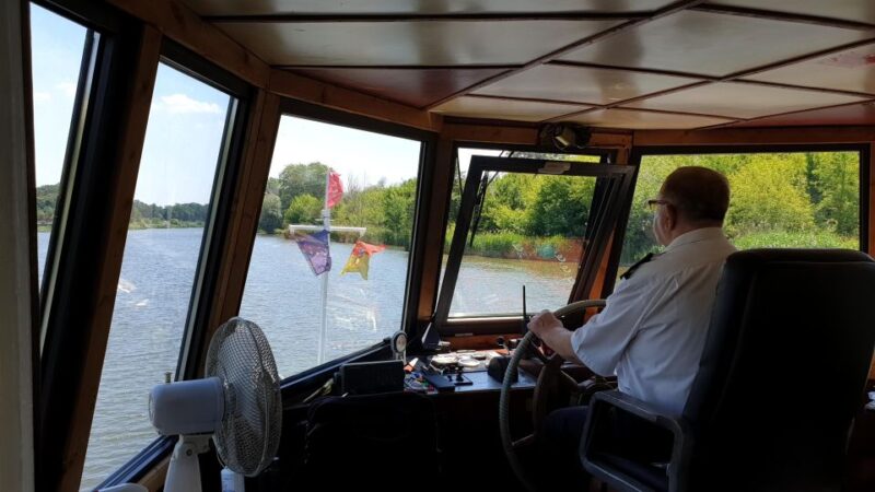 Wrocław: Boat Cruise With a Guide - Onboard Food and Drink