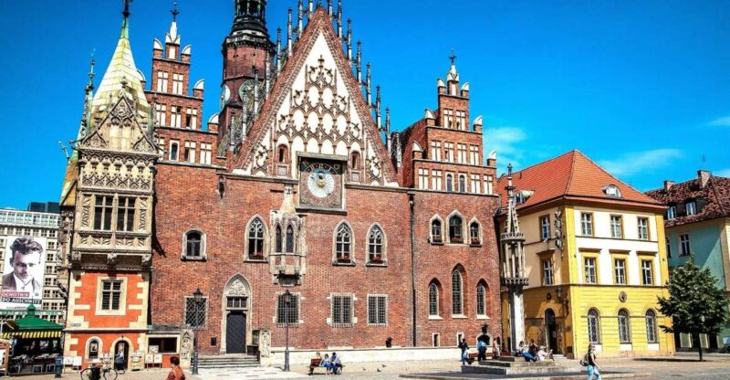 Wroclaw: City of 100 Bridges 4-Hour Private City Tour - Unique Experiences