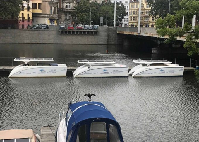 Wroclaw: City Walk and Cruise by Luxury Solar Catamaran - Memorable Sights and Landmarks