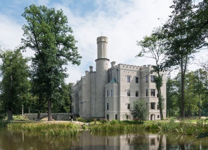 Wroclaw Day Tour to Giant Mountains, Karpacz, Palaces Valley - Recommended Attire and Lunch