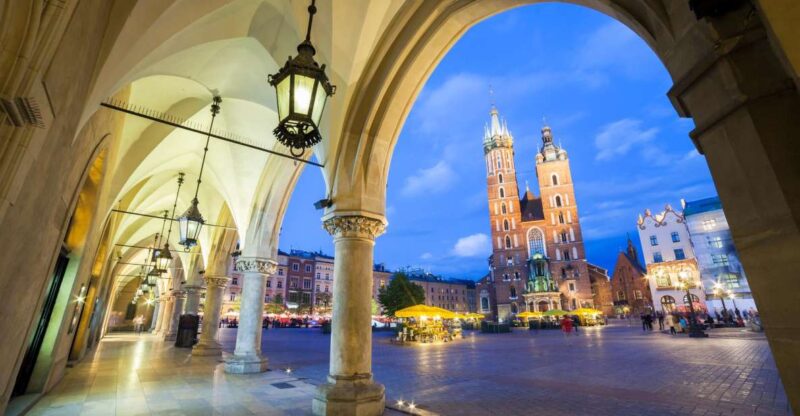 Wroclaw: Full Day Trip to Krakow - Highlights of Krakow