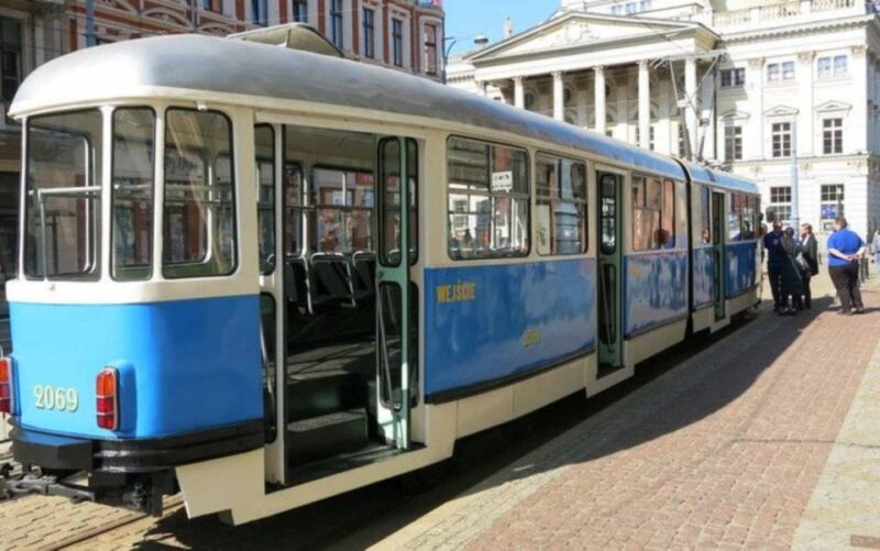 Wroclaw: Historic Tram Ride and Walking Tour - Experience Details