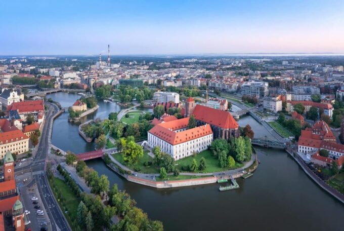 Wroclaw: Insta-Perfect Walk With a Local - Meeting Details