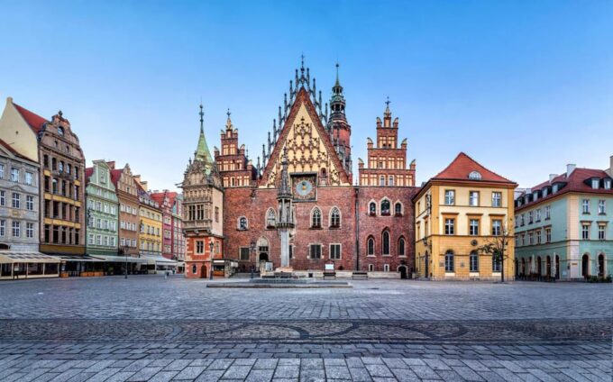 Wroclaw: Insta-Perfect Walk With a Local - Frequently Asked Questions