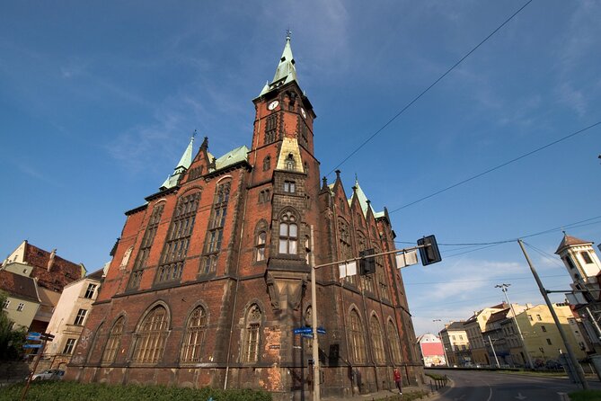 Wroclaw Jewish Quarter Private Guided Tour With Synagogue - Public Transport and Admission Tickets