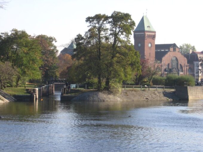 Wroclaw: Old Town Highlights Private Walking Tour - Frequently Asked Questions