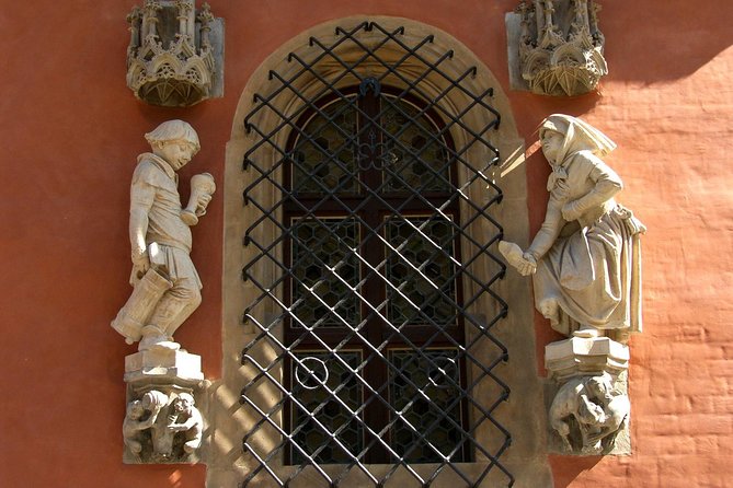 Wroclaw Private Tour CLASSIC With 2 Entries, 3 Hours - Discovering Ostrow Tumski