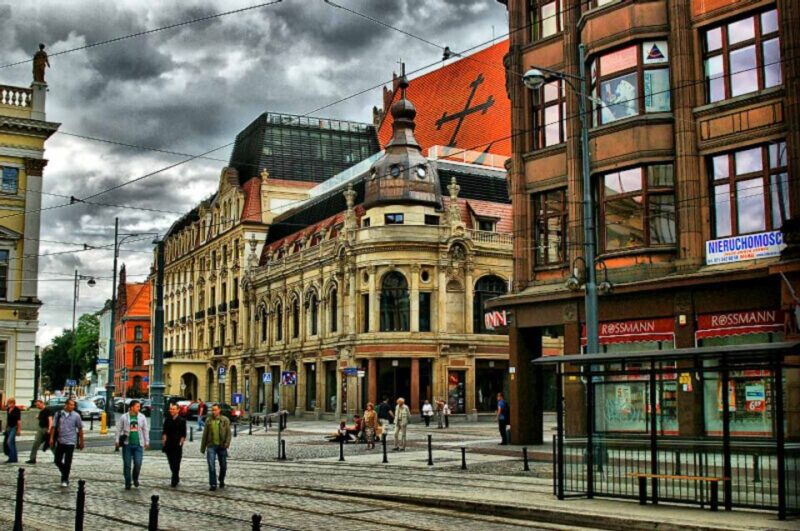Wroclaw: Secrets of Wroclaw Walking Tour (2 Hours) - Experience Elements