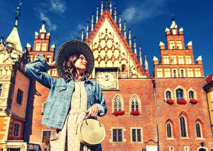 Wroclaw Small-Group Tour With Lunch From Lodz - Accessibility and Cancellation Policy
