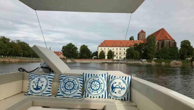 Wrocław: Solar Gondola Cruise on the Oder With a Guide - Cruise Itinerary and Highlights