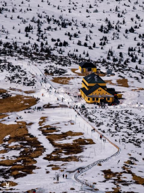 Wrocław to Karkonosze: Full Day Trip to Śnieżka - Experiencing Snieżka Summit