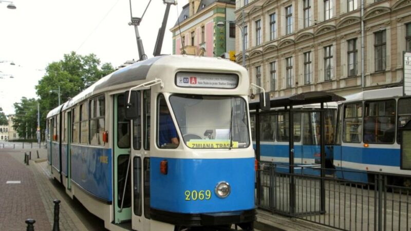 Wroclaw: Tour by Large Historic Tram (1,5 H, 32 Seats) - Key Points