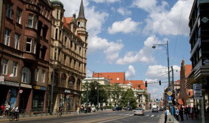 Wroclaw: Tour by Large Historic Tram (1,5 H, 32 Seats) - Frequently Asked Questions