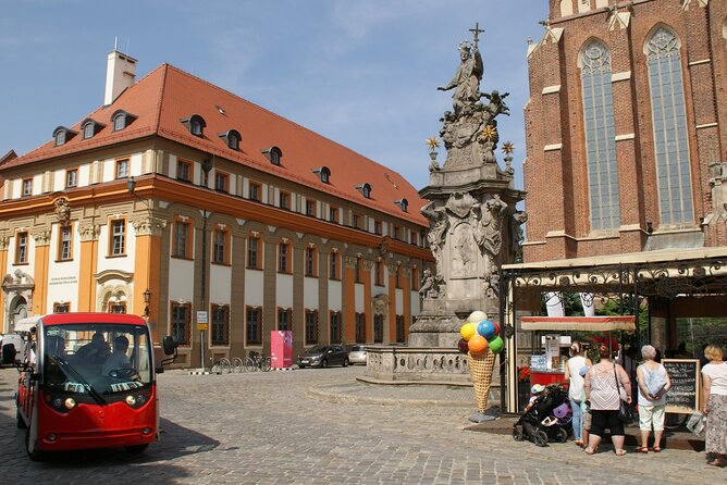 Wroclaw Tour With E-Bus, 2 H (English Guide) Group 1-4 People. - Reviews and Ratings