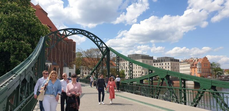Wrocław: Venice of the North! Monuments on the Odra River 2h - Starting and Ending Points