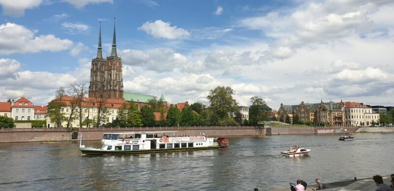 Wrocław: Venice of the North! Monuments on the Odra River 2h - Scenic Experiences