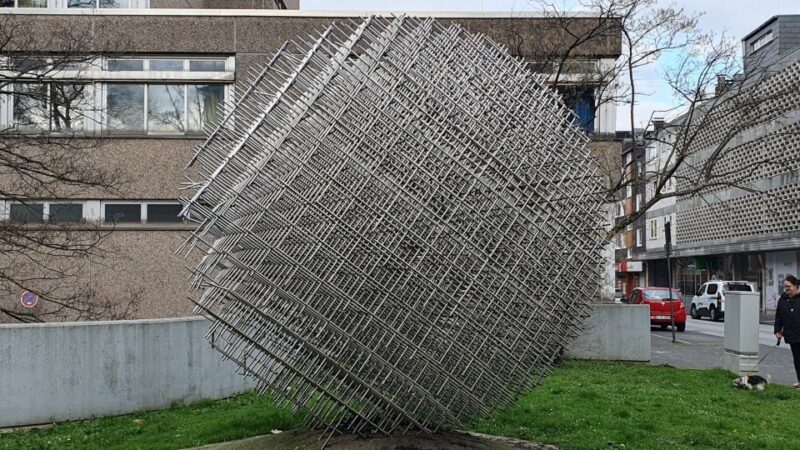 Wuppertal: Self-Guided Walking Tour Through Barmen - Key Points