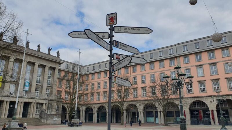 Wuppertal: Self-Guided Walking Tour Through Barmen - Cultural Highlights