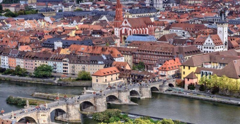 Würzburg Private Christmas Market Tour - Experience Highlights